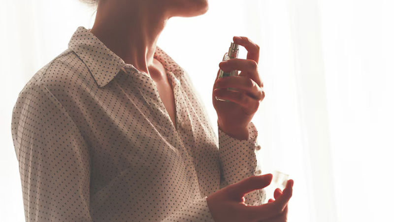 خرید عطر برای هدیه روز مادر در قم